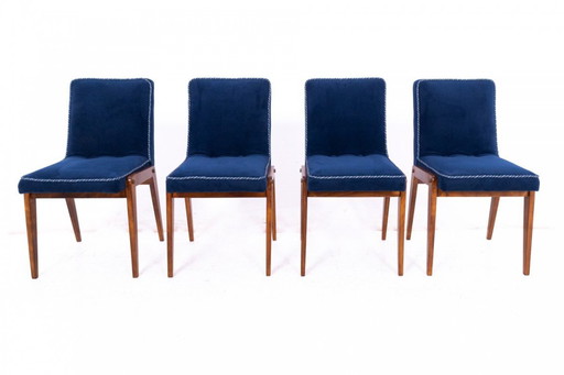 Ensemble de 4 chaises "Aga" des années 1960.
