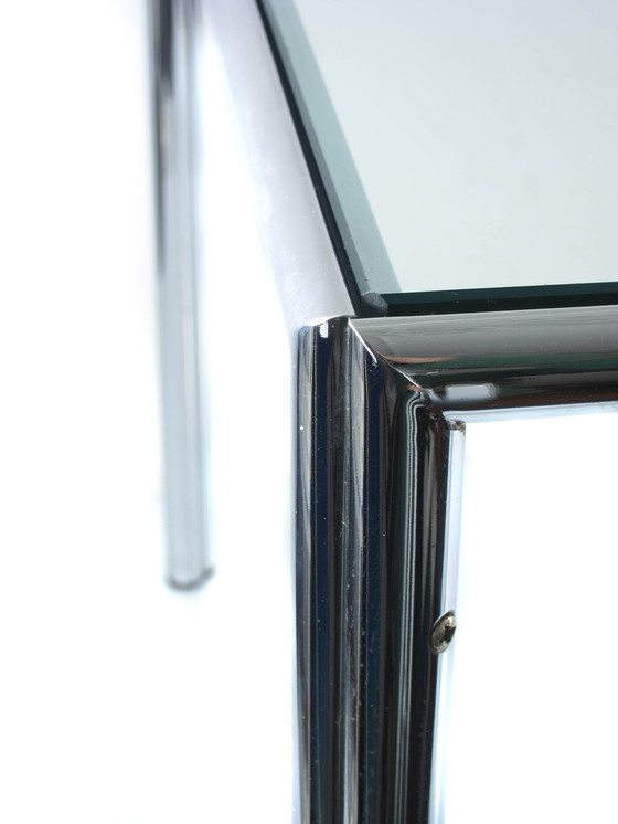 Image 1 of Tavolino da caffè vintage in vetro e cromo | Design modernista anni '60-'80 | 60 × 60 × 46,5 cm