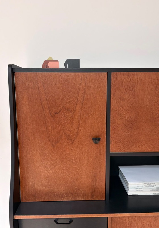 Image 1 of Vintage dressoir