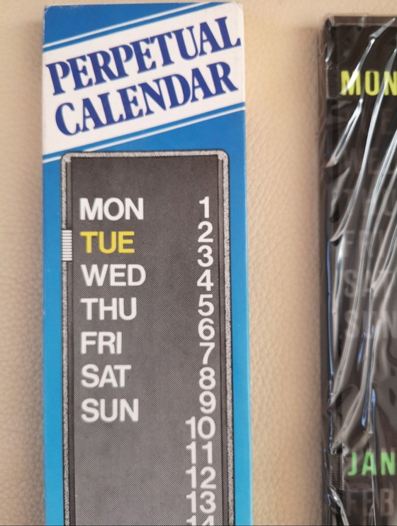 Image 1 of Calendario perpetuo, antiguo, sin usar, en su embalaje original.