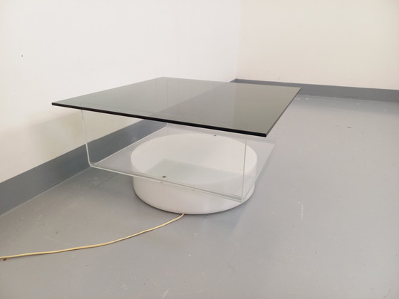 Image 1 of Square illuminated vintage Italian coffee table in glass and Plexiglas in the Space Age style of the '70s