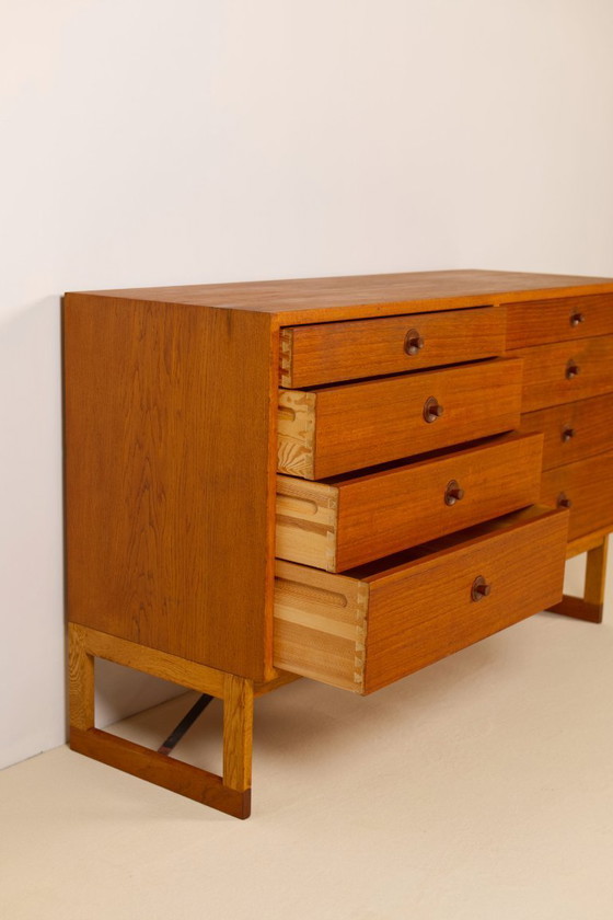 Image 1 of Cassettiera in rovere e teak di Børge Mogensen per Karl Andersson & Söner, 1958