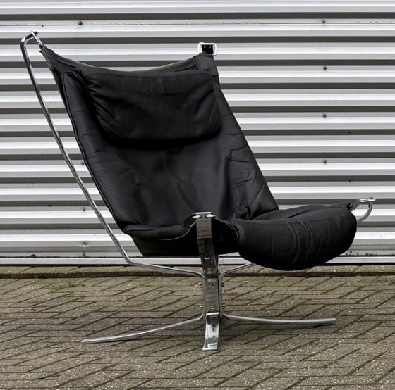 Image 1 of Set vintage Vatne Møbler Falcon di Sigurd Resell: 2 alti + 2 bassi + Hocker