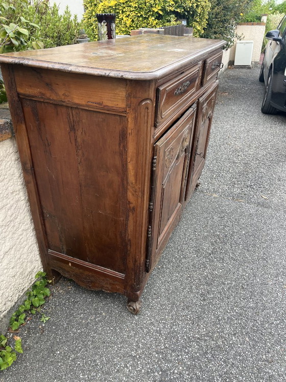 Großes antikes französisches Holzbuffet Normandie – Buffetschränke, Wood (photo 11 of 14)
