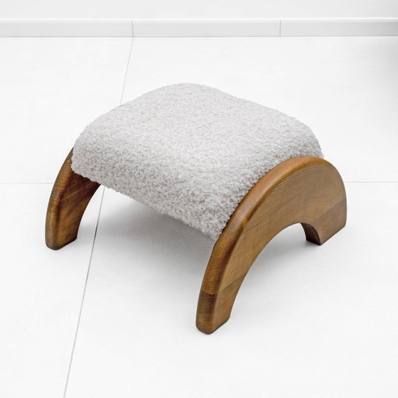 Image 1 of Ensemble fauteuil et repose-pieds en bois courbé et bouclé ivoire