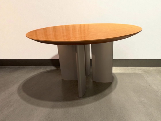 Image 1 of Table de salle à manger design par Arco, modèle Multiple