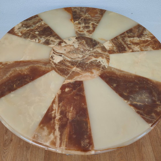 Image 1 of Table basse ronde vintage de style Régence avec plateau en marbre