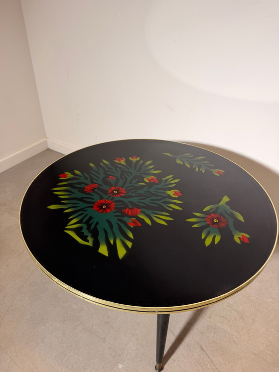 Table basse ronde vintage du milieu du siècle – Tables basses (photo 4 of 4)