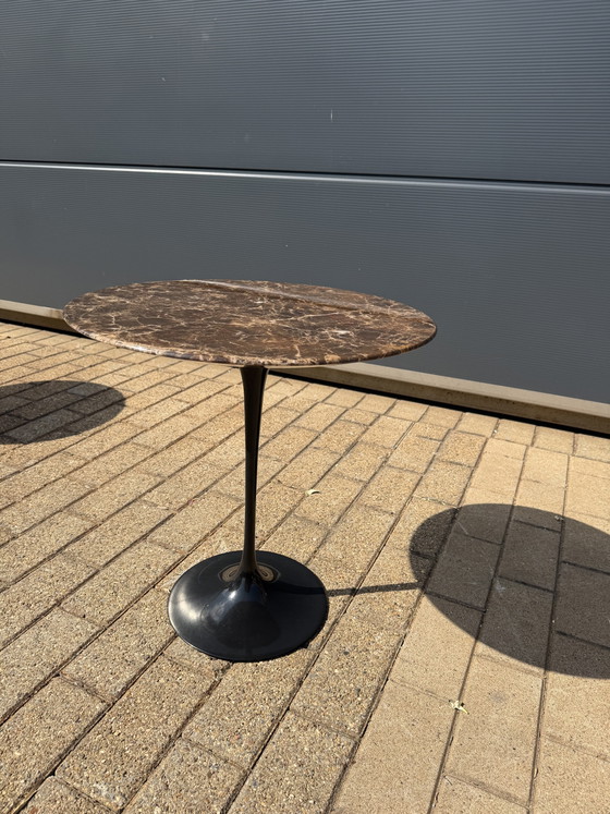 Image 1 of Table d'appoint Knoll Tulip en marbre Emperador en parfait état !! Eero Saarinen