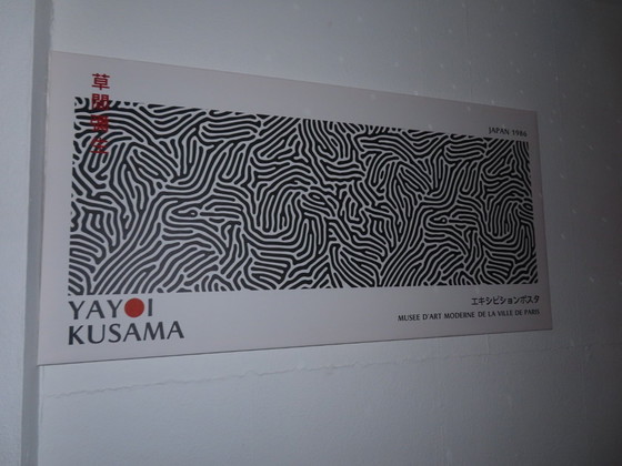 Image 1 of YAYOI KUSAMA print op canvas 100x200cm
