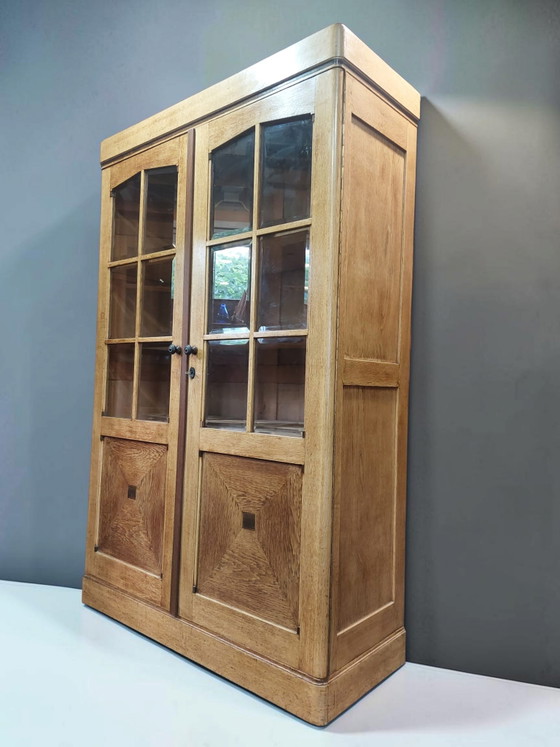 Vitrina escolar de Ámsterdam – Wood, Glass (photo 4 of 10)
