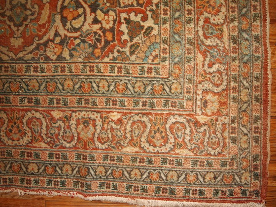 Image 1 of Alfombra persa Tabriz antigua hecha a mano, 128 cm x 179 cm (4,2' x 5,9'), década de 1920 - 1B154