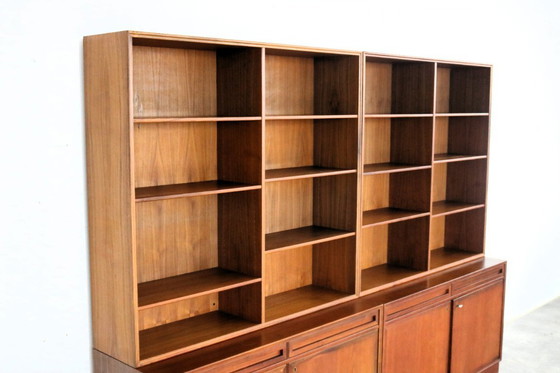 Image 1 of Bibliothèque double suédoise vintage