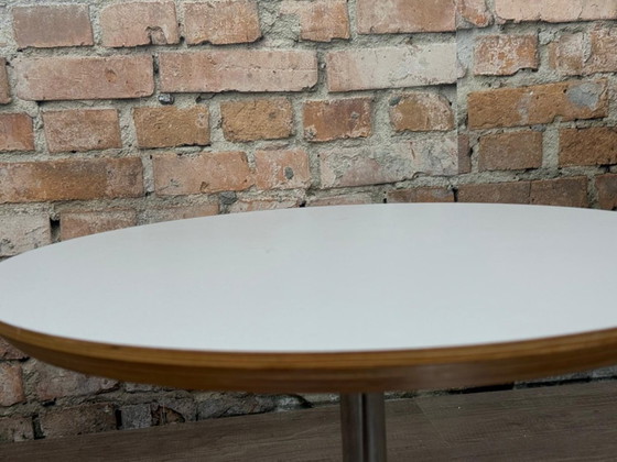 Image 1 of Table d'appoint circulaire Artifort