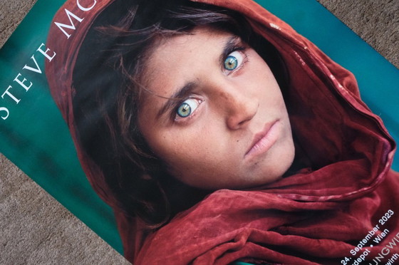 Image 1 of Steve McCurry - Fotógrafo/Periodista | póster