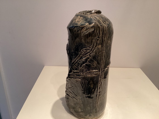 Beautiful handmade ceramic vase. (photo 2 of 5)