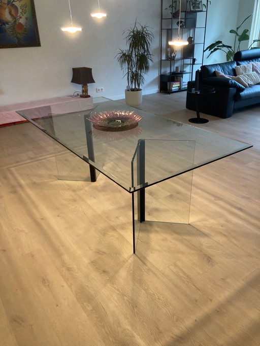 Glass design table 1mx2m