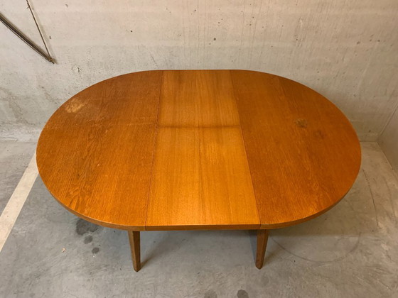 Image 1 of Round extendable dining table from Lübke