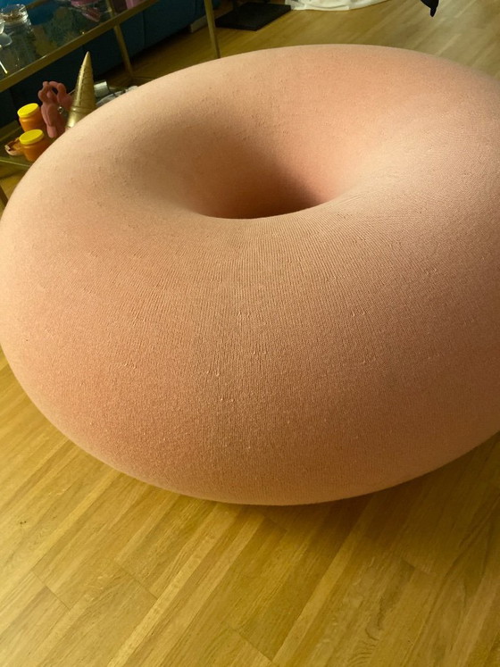 Image 1 of Pouf Hem Boa par Sabine Marcelis 