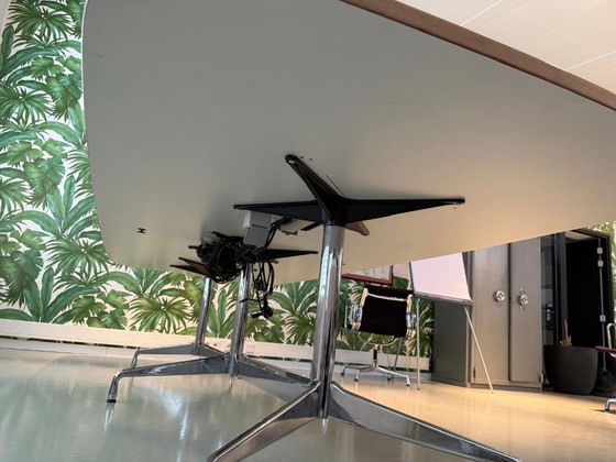 Image 1 of Vergader set Eames: Segmented table + 6 stoelen EA108