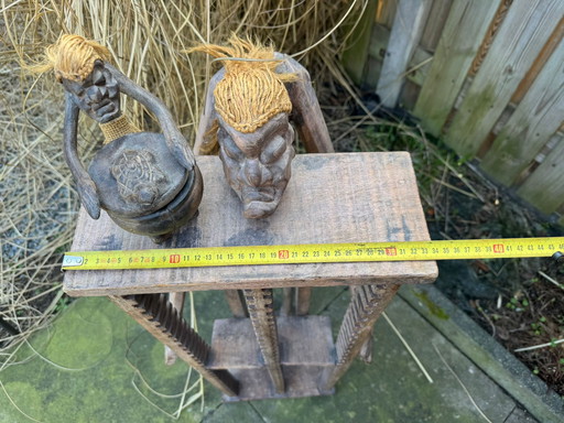 Magnifique présentoir à CD décoratif africain