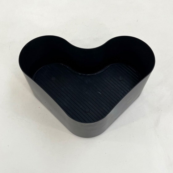Cache-pot ondulé Crescendo sur roulettes par Isao Hosoe pour Bilumen, années 1970 – Cache pots, Plastic (photo 2 of 7)