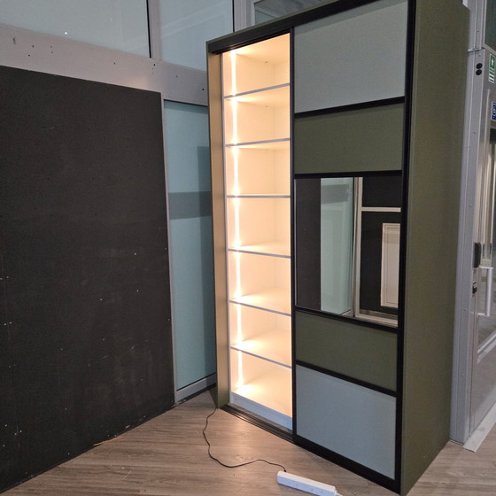 Image 1 of Armadio con ante scorrevoli VTH