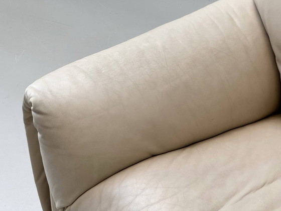 Image 1 of Vintage beige leren tweezitsbank, Zwitserland, jaren 80