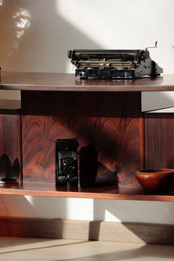 Image 1 of Escritorio Gunner Nielsen de palisandro para Tibergaard (1960)