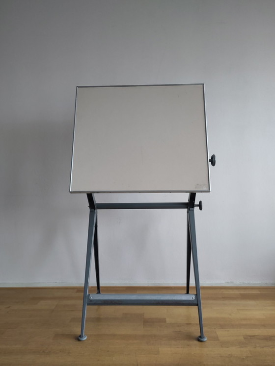 Ahrend de Cirkel Reply Tavolo da Disegno Friso Kramer, Scrivanie, Metallo, Legno, Bianco (foto 5 di 15)