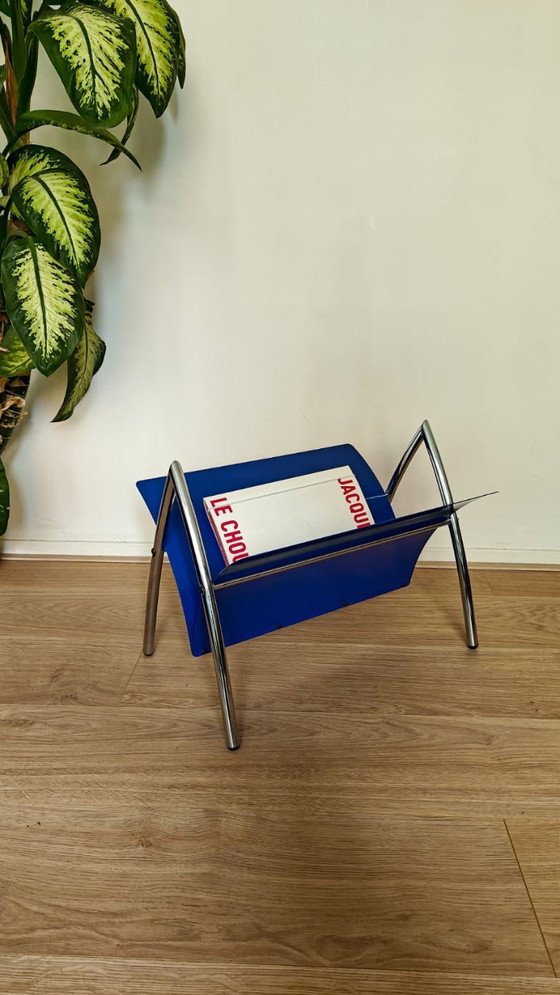 Postmodern Vintage Lectuurbak Chroom / Blauw – Tijdschriftenrek, Iron, Chrome (photo 5 of 8)