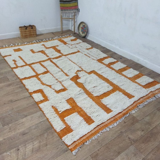 Image 1 of Modern Abstract Moroccan Rug – Modern Abstract Moroccan Berber Carpet | 285 × 200 cm