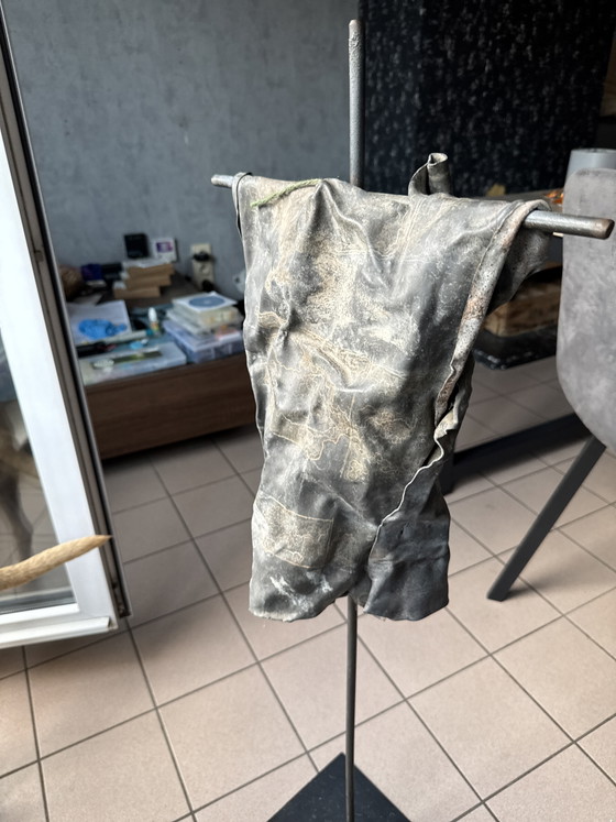 Opera Kebana Torso su Supporto – Ikebana Menen, Sculture, Crystal, Leather (photo 5 of 6)