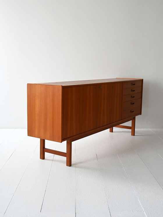 Image 1 of Buffet scandinave en teck avec tiroirs des années 1950/60