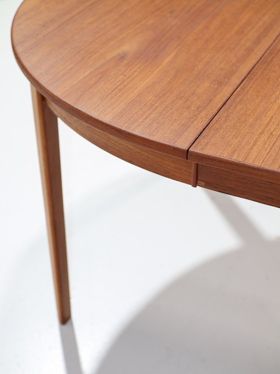 Image 1 of Extendable round dining table teak vintage Danish