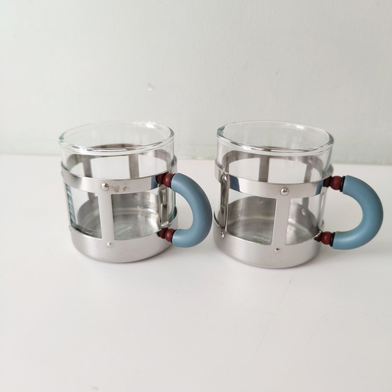 Image 1 of Zuccheriera, lattiera e due tazzine da caffè espresso di Alessi, progettate da Michael Graves