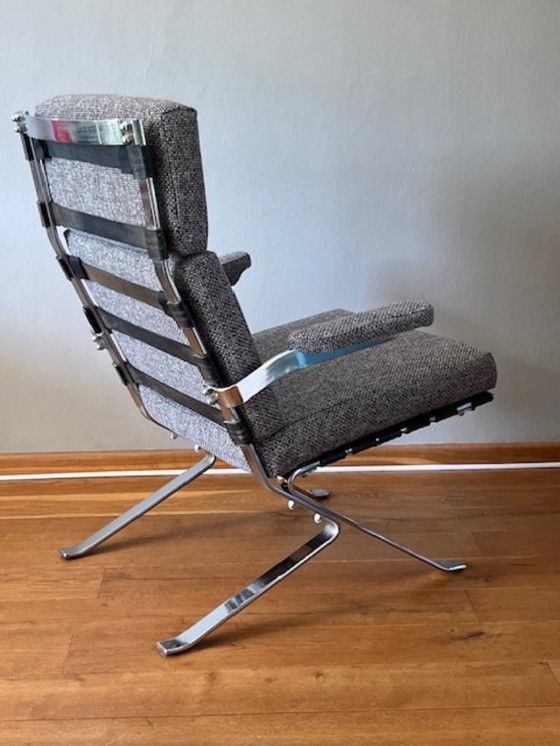 Image 1 of Olivier Mourgue armchair The Joker for Airborne