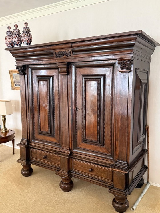 Image 1 of Oost Friese Kussenkast Eiken Gefineerd Met Palissander En Notenhout