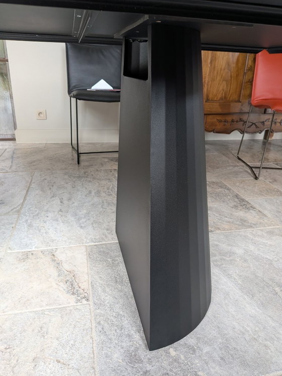 Image 1 of Modern dining table