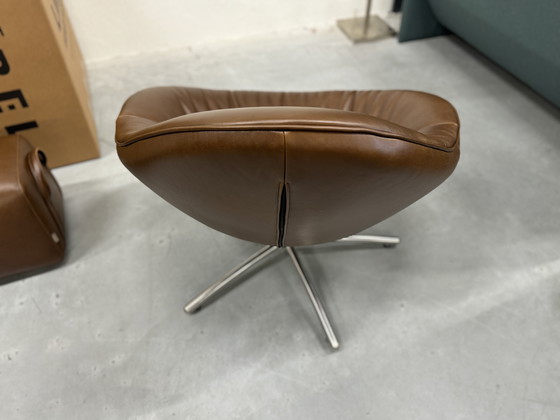 Image 1 of Sillón suave con puf de ginebra Label Vandenberg Hidde Bovino marrón oscuro