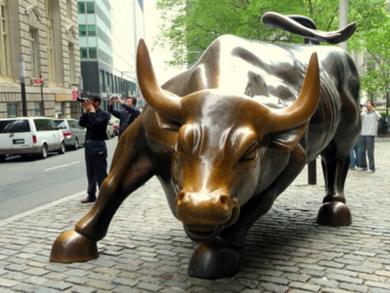 Image 1 of Statua in bronzo del toro che carica Wall Street