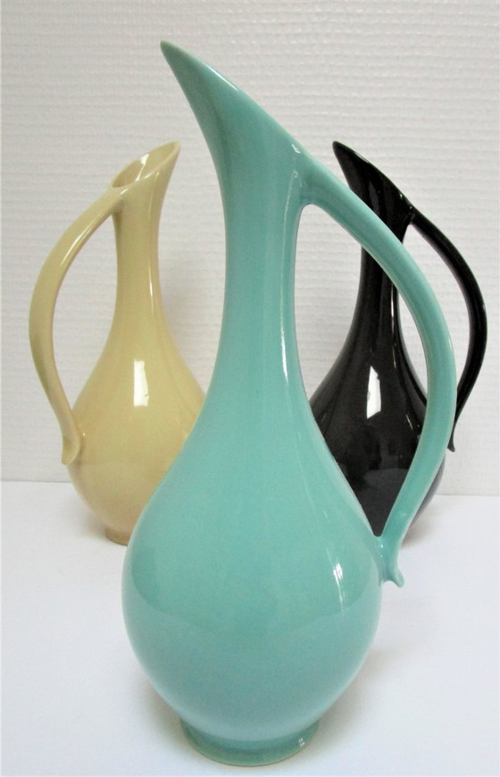 Image 1 of Tres jarras de cerámica de la década de 1960