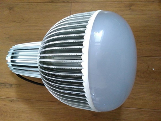Image 1 of Illuminazione a sfera LED per grandi spazi