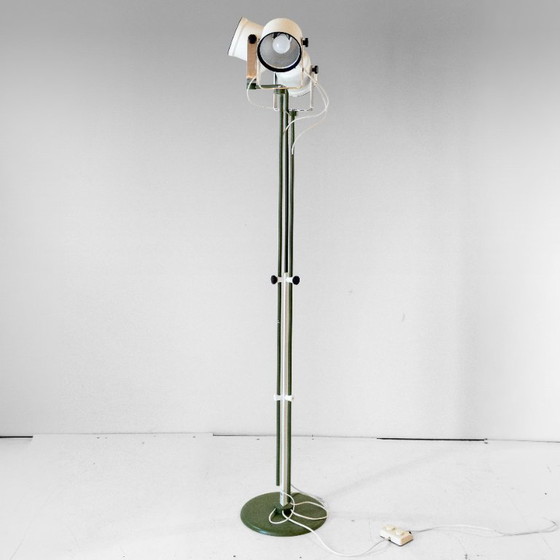 1x Mid-Century Modern Adjustable Floor Lamp by P.L. Brusasco & G. Torretta for Luci – luci Milano (photo 5 of 14)