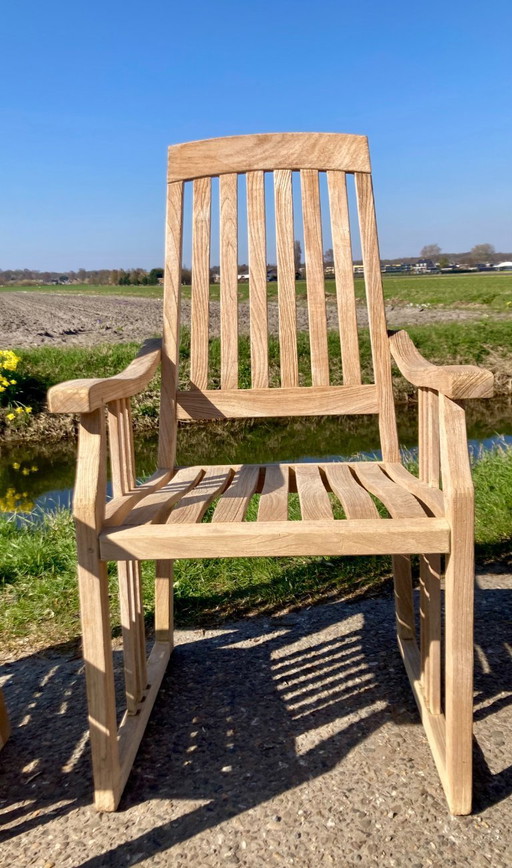 Juego de 4 sillas de jardín clásicas Gloster