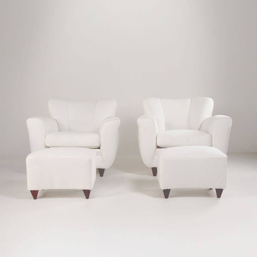 2x Vintage Fauteuils En Paar Poefjes In Witte Stof