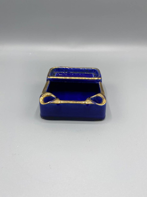 Schreibtischaccessoire aus kobaltblauer und goldener Keramik – Vintage-Stiftablage – decoratieve objecten (photo 2 of 4)