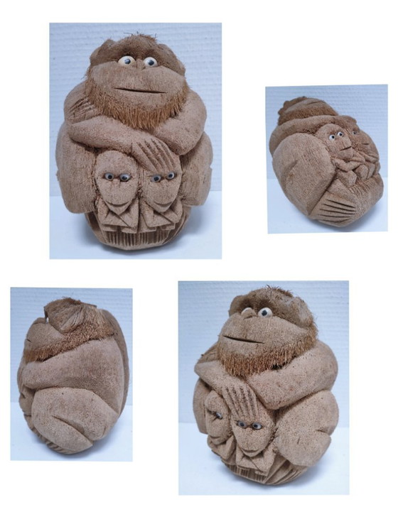 Image 1 of scultura scimmie famiglia cocco vintage