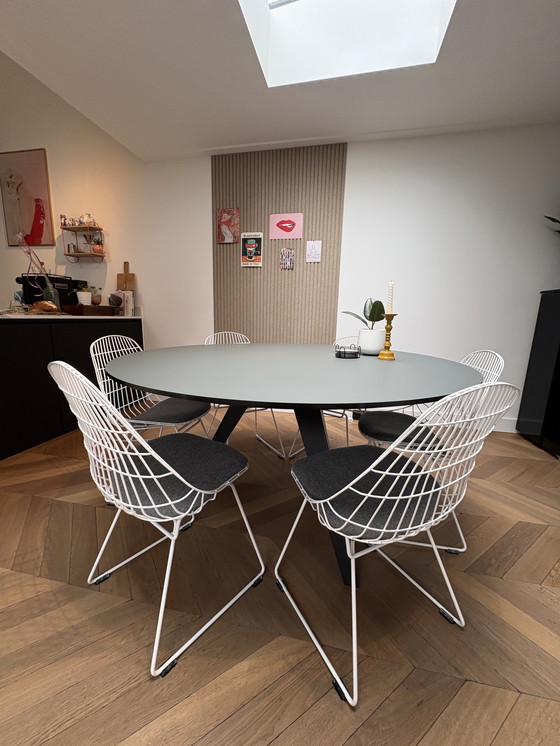 Image 1 of Odesi Belly table limited edition verde commodoro, 150cm