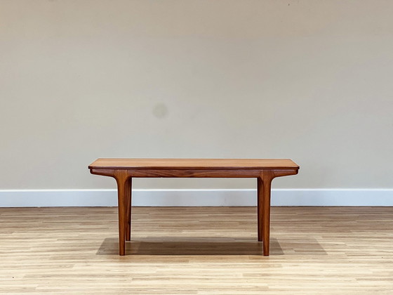 Image 1 of Extending Coffee Table (by McIntosh)